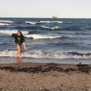 Meet your Posher, Nikki